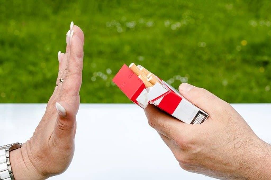 Stoppen met roken: de voordelen van hulpmiddelen